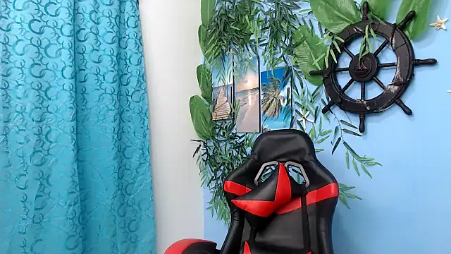 Snapshot of skinnyverus18 chatting on 06/13/26, 05:22 skinnyverus18 online show from 06/13/26, 05:22