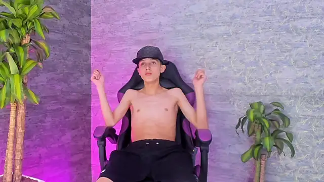 ArthurCox online show from 09/14/25, 06:40