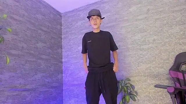 ArthurCox online show from 09/27/25, 05:29