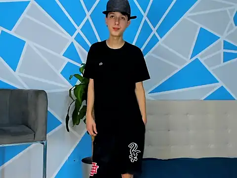 ArthurCox online show from 10/05/25, 05:44