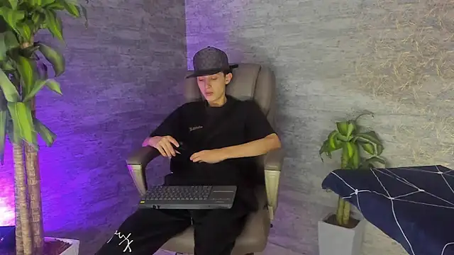 ArthurCox online show from 10/07/25, 05:21