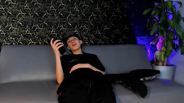 ArthurCox online show from 10/18/25, 05:35