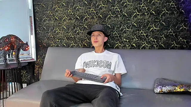 ArthurCox online show from 10/20/25, 05:57