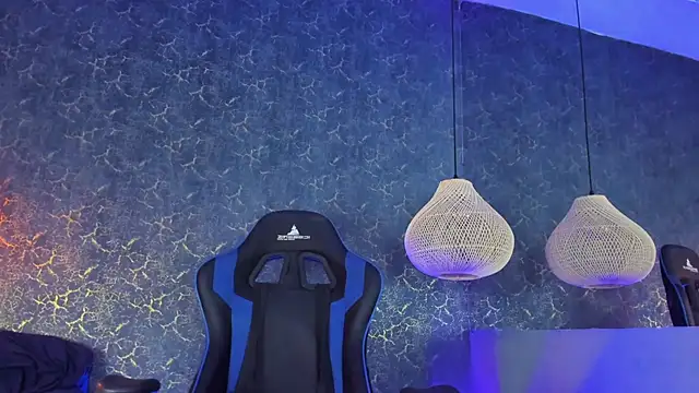 ArthurCox online show from 11/22/25, 05:34