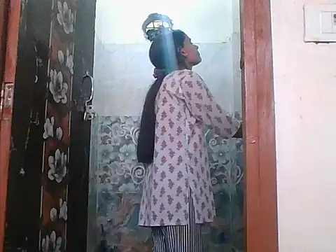 Your-muskan online show from 09/28/25, 03:23