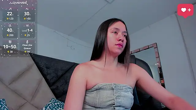 SaraWagner  online show from 04/27/26, 11:58