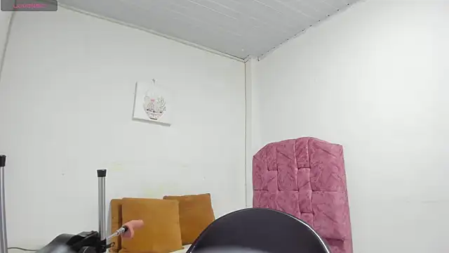 esmeraldaladys online show from 05/13/26, 06:27