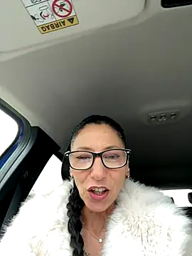 Snapshot of eddivad6974 chatting on 12/18/25, 02:23 eddivad6974 online show from 12/18/25, 02:23