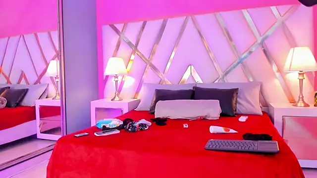 JadeeKhan online show from 10/24/25, 12:30