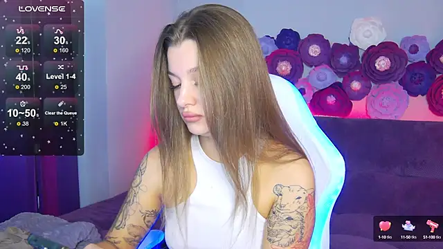 LindaBrilliant online show from 09/26/25, 03:21