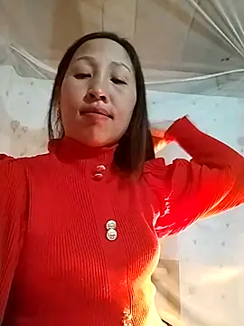 cute love00 online show from 12/03/25, 12:58