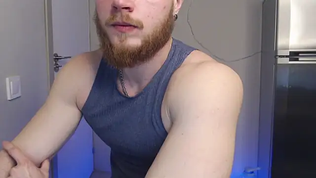 Snapshot of VictorTransMan chatting on 11/27/25, 10:50 VictorTransMan online show from 11/27/25, 10:50