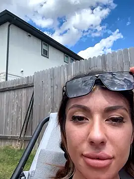 bbgurlnickii online show from 09/25/25, 06:22