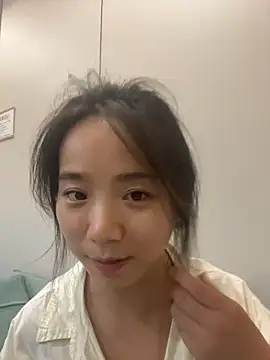 Hdmhdm-0022 online show from 09/28/25, 12:54