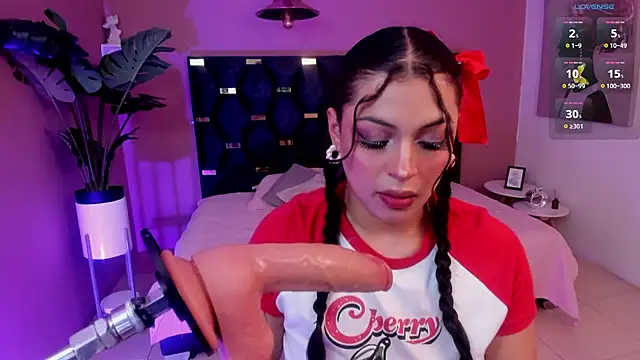 Snapshot of Micki__ chatting on 11/07/25, 11:43 Micki online show from 11/07/25, 11:43