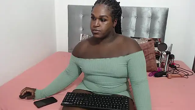 DaiishaWolf online show from 09/23/25, 06:11