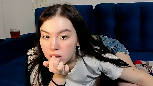 LexeeLuv online show from 10/16/25, 02:23