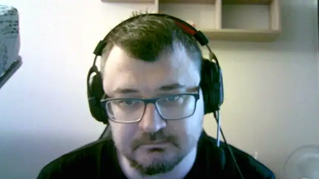 Snapshot of SirAbuser chatting on 11/20/25, 08:36 SirAbuser online show from 11/20/25, 08:36