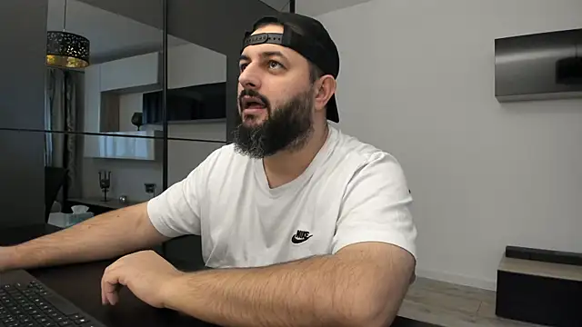 DravenPeak online show from 10/07/25, 01:41