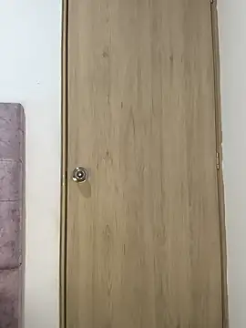 butterfly777  online show from 09/13/25, 09:20