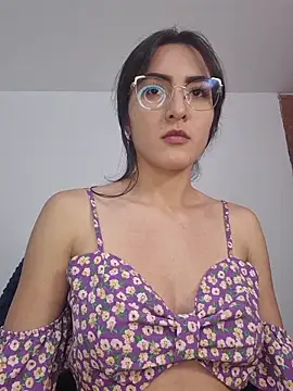 77Neferkitty77 online show from 12/19/25, 05:09