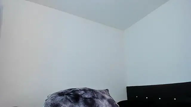 77Neferkitty77 online show from 05/22/26, 07:52