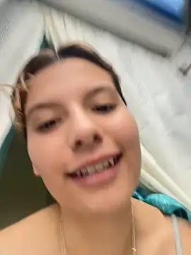 Snapshot of skay_sexart chatting on 09/29/25, 10:14 skay sexart online show from 09/29/25, 10:14