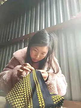 vivi cute online show from 09/27/25, 08:41