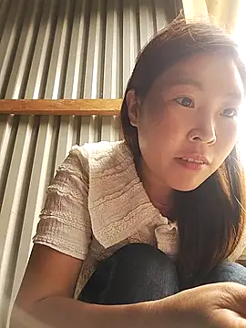 vivi cute online show from 10/06/25, 03:15