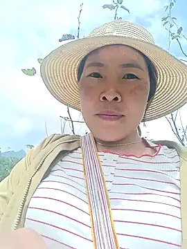 vivi cute online show from 10/11/25, 04:22