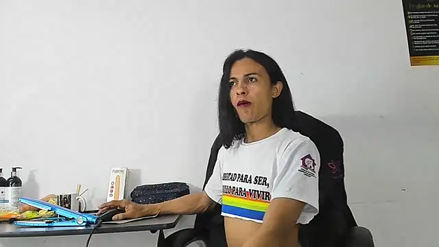 Aisha hotts777 online show from 11/17/25, 03:07