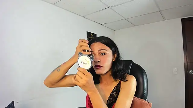 Aisha hotts777 online show from 12/03/25, 05:15