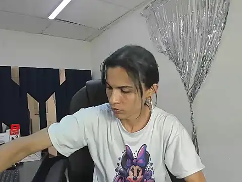 Aisha hotts777 online show from 07/27/26, 06:26