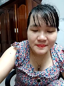  Babyrose  online show from 10/13/25, 01:38