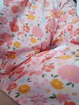 Snapshot of _Babyrose_ chatting on 06/28/26, 03:34 Babyrose online show from 06/28/26, 03:34