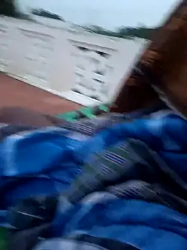 Snapshot of dolphiinn chatting on 10/13/25, 12:32 dolphiinn online show from 10/13/25, 12:32