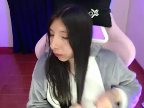 ScarlettShirahoshi online show from 09/24/25, 11:46