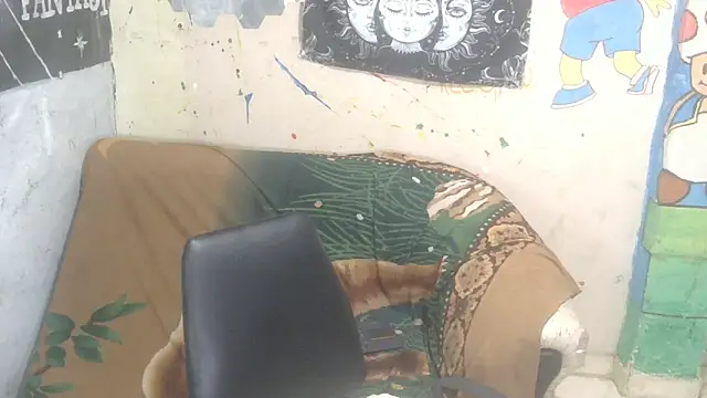 dariana fire online show from 10/28/25, 06:21