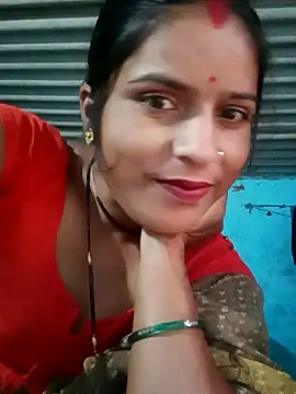 Snapshot of Mohini-xx chatting on 10/13/25, 01:38 Mohini-xx online show from 10/13/25, 01:38