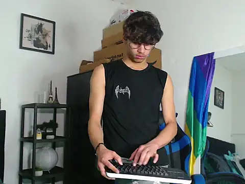 Gael Jones online show from 09/14/25, 06:12