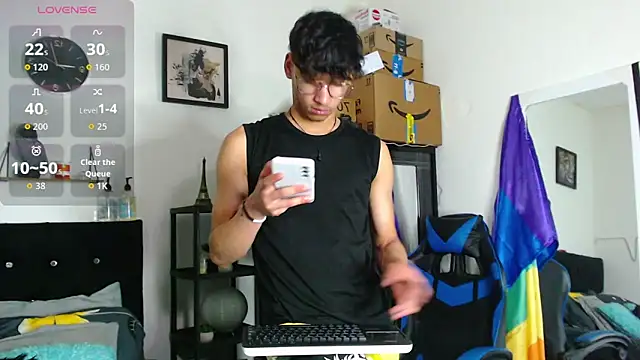 Gael Jones online show from 09/23/25, 02:58