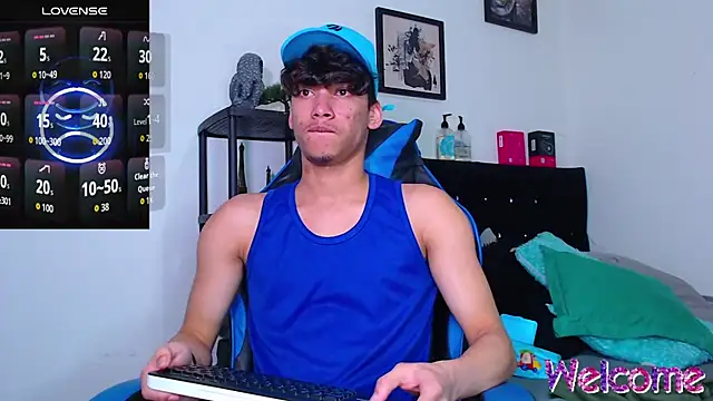 Snapshot of Gael_Jones chatting on 11/20/25, 02:45 Gael Jones online show from 11/20/25, 02:45