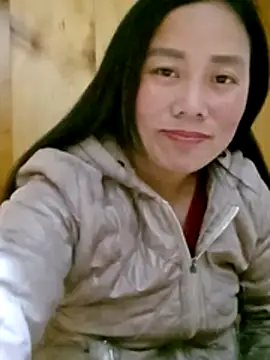 LyyChac online show from 11/30/25, 01:37