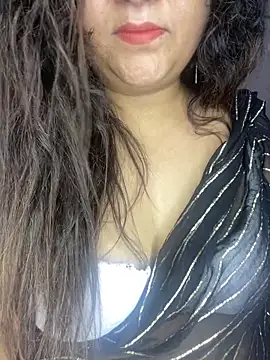 indian-hotmilfs online show from 06/07/26, 11:47