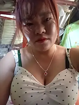 Snapshot of sukabae00 chatting on 09/28/25, 04:18 sukabae00 online show from 09/28/25, 04:18