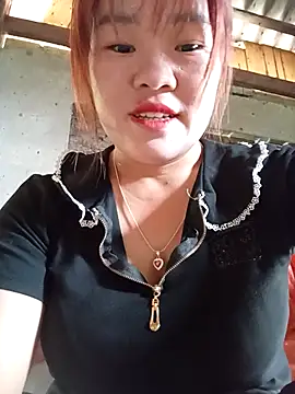 Snapshot of sukabae00 chatting on 10/02/25, 02:40 sukabae00 online show from 10/02/25, 02:40