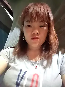 Snapshot of sukabae00 chatting on 10/12/25, 03:33 sukabae00 online show from 10/12/25, 03:33