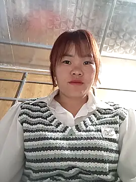 Snapshot of sukabae00 chatting on 10/13/25, 04:34 sukabae00 online show from 10/13/25, 04:34