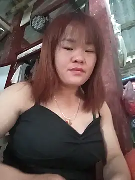 Snapshot of sukabae00 chatting on 10/18/25, 09:10 sukabae00 online show from 10/18/25, 09:10