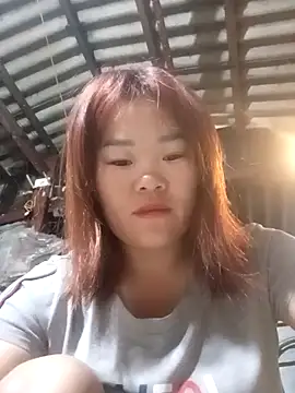 Snapshot of sukabae00 chatting on 10/19/25, 11:27 sukabae00 online show from 10/19/25, 11:27